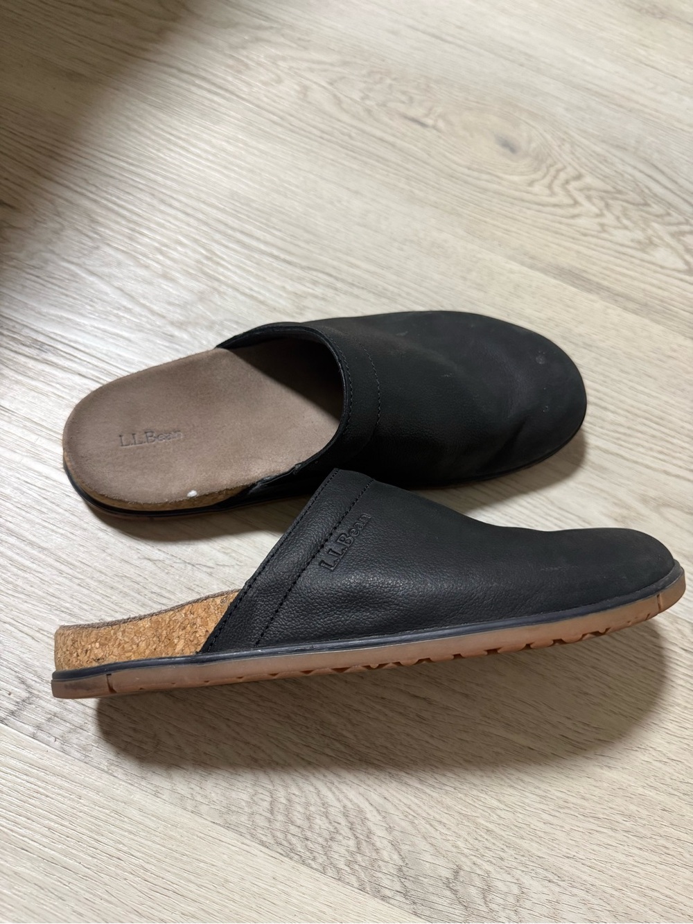 L.L.BEAN Women's Go-Anywhere Leather Clogs Nubuck Black Mules Size 9 Medium - Picture 7 of 10